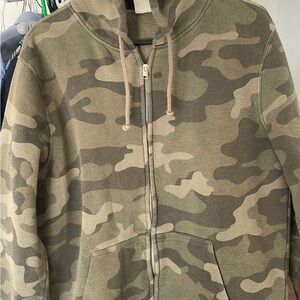 Camouflage Zip-Up Hoodie